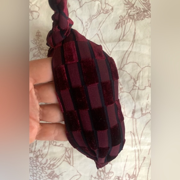 Anthropologie - Checkered Headband with Bow - Burgundy - Picture 4 of 5